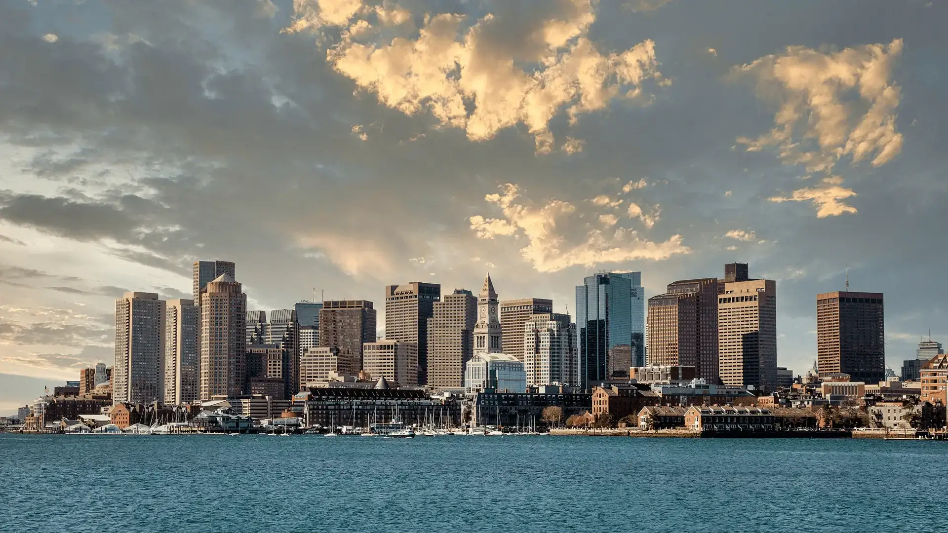 beautiful-shot-lopresti-park-boston-usa-cloudy-sky-sunset